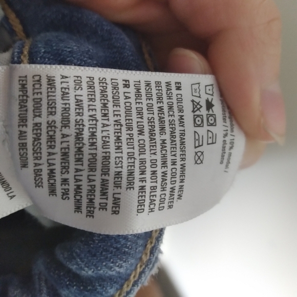 American Eagle Light Wash Distressed High Rise Stretch Denim Mom Jeans Size 0 - Picture 11 of 12